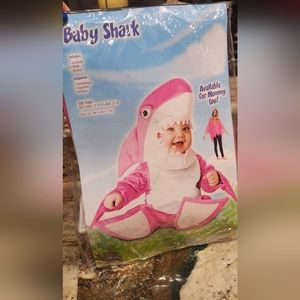New 3T/4T BABY SHARK COSTUME